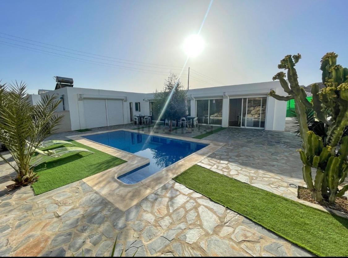Private Pool In Villa Near The Beach 토레 데 베나갈본 외부 사진